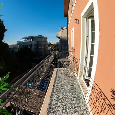 Apartment Luxury Equanimity Split