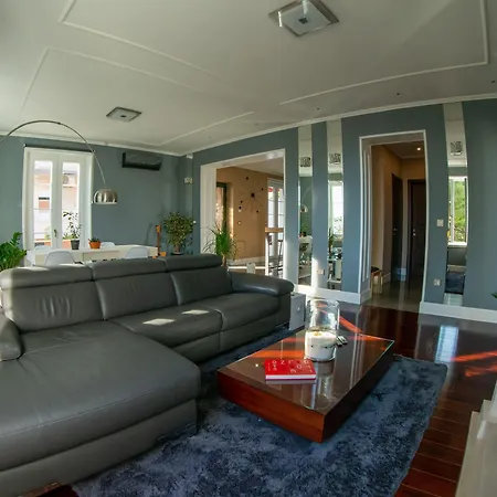 Luxury Equanimity Apartment *