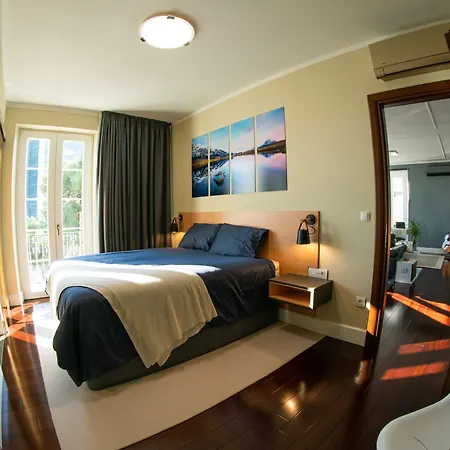 Luxury Equanimity Apartment