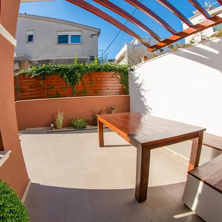 Apartment Luxury Equanimity